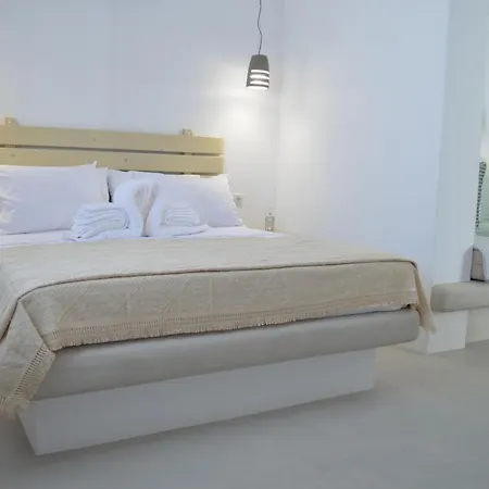 Blue Heart Luxury * Naxos City